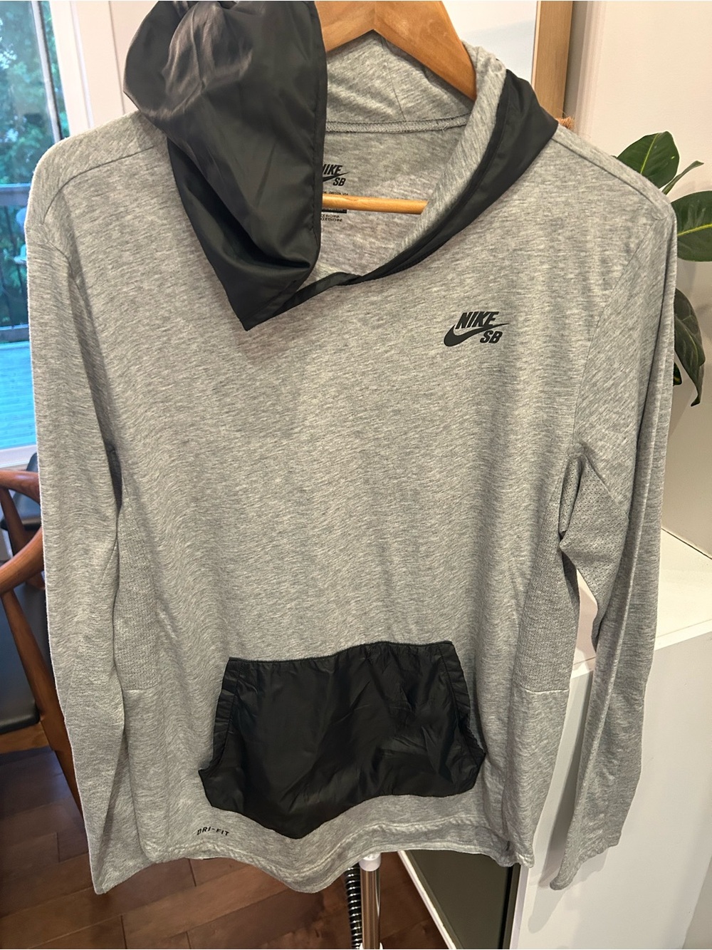 Nike Gray Heather Pullover Hoodie with Black Logo